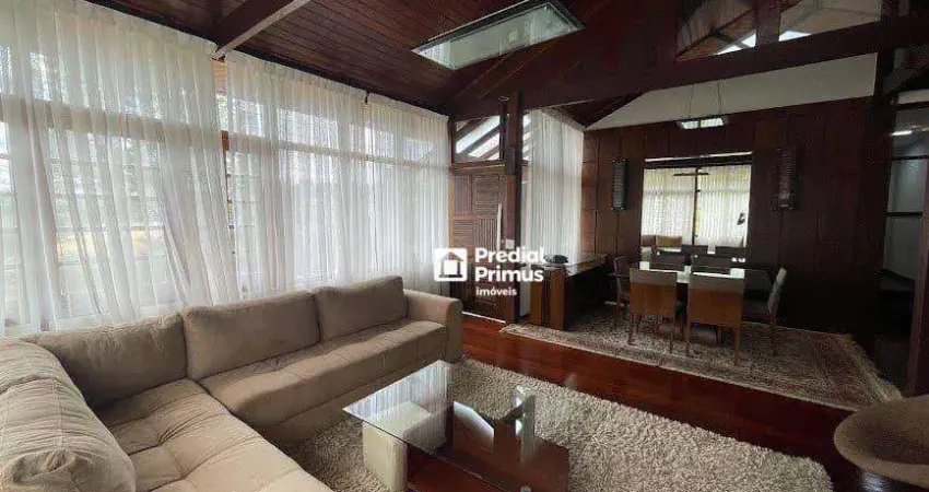 Casa à venda, 380 m² por R$ 1.050.000,00 - Vale dos Pinheiros - Nova Friburgo/RJ