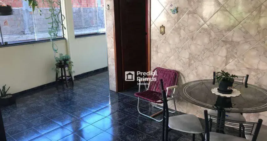 Casa com 2 dormitórios à venda, 116 m² por R$ 380.000,00 - Olaria - Nova Friburgo/RJ