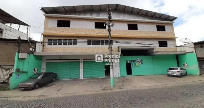 Prédio à venda na Avenida dos Ferroviários, Jardim Ouro Preto, Nova Friburgo