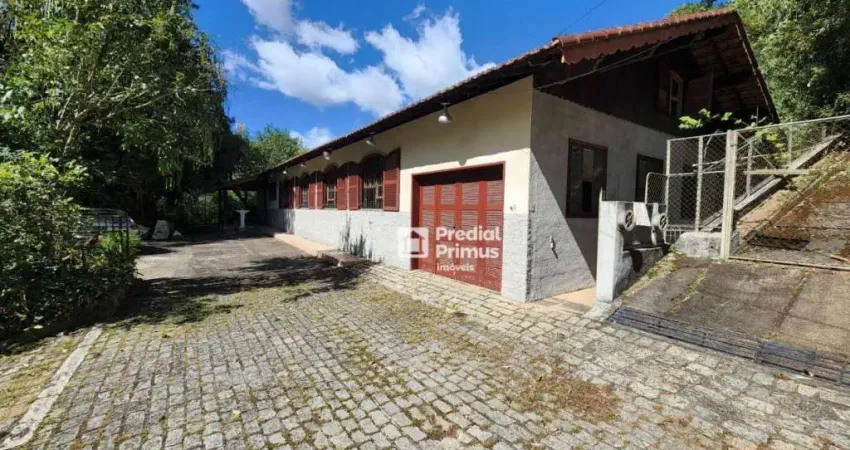 Casa com 7 dormitórios à venda, 484 m² por R$ 1.500.000,00 - Vila Nova - Nova Friburgo/RJ