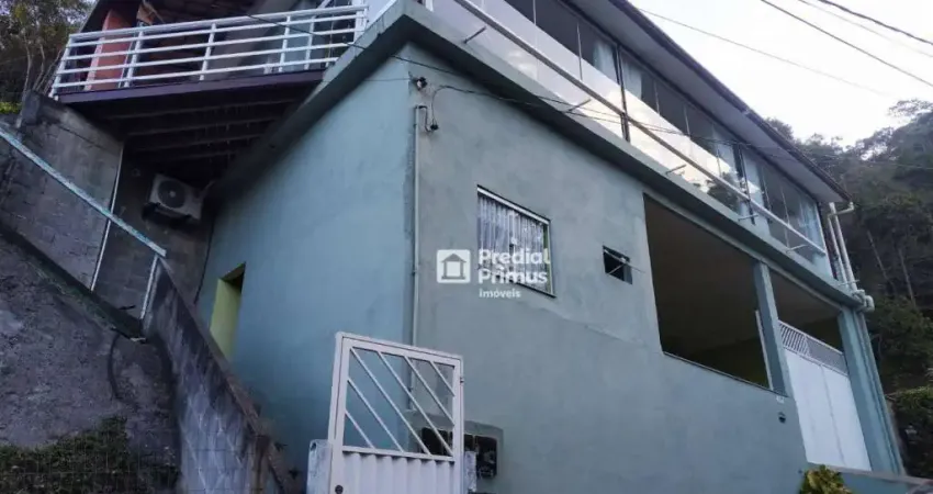 Duas casas à venda, por R$ 780.000 - Mury - Nova Friburgo/RJ