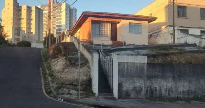 Casa para venda, 4 quarto(s),  Centro, Ponta Grossa - CA423