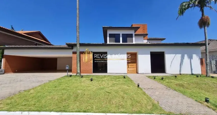 Descubra o privilégio de viver em uma casa de alto padrão no residencial alphaville 06, em santana de parnaíba. com 850m² de área útil, esta residência em condomínio fechado oferece amplo espaço pa