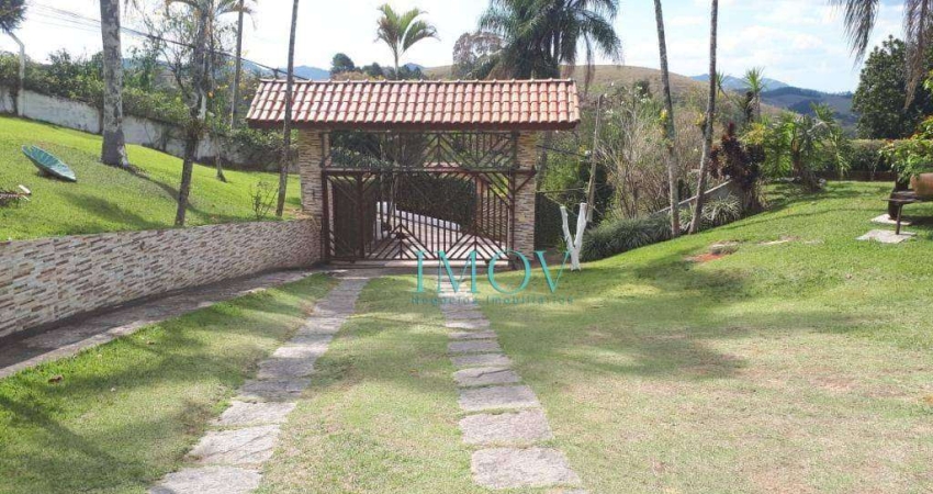 Casa à venda, 400 m² por R$ 1.750.000,00 - Freitas - São José dos Campos/SP