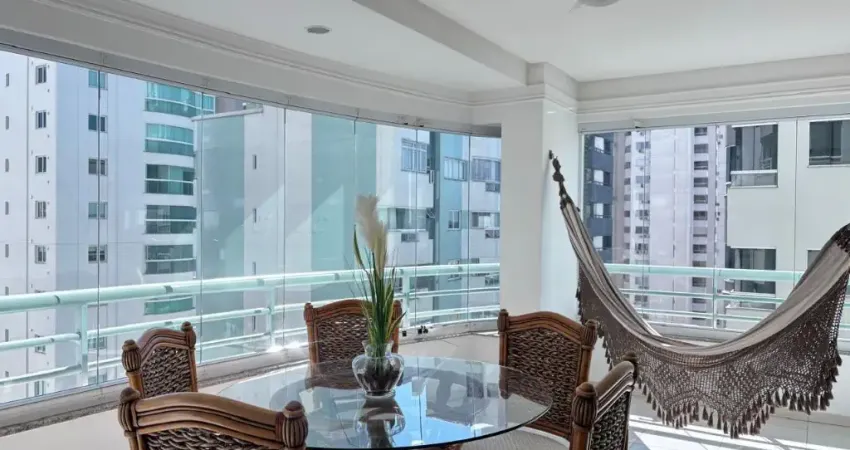 Apartamento com 3 quartos para alugar na Rua 3000, 245, Centro, Balneário Camboriú