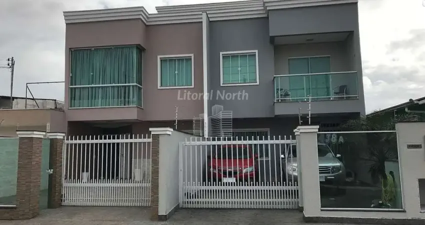 Casa com 3 quartos à venda na Rua Emílio Francisco da Rosa, São João, Itajaí