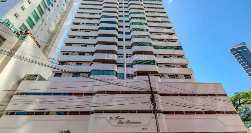Apartamento na Barra Sul com linda vista para o mar.