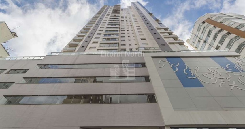 Apartamento a venda no centro de Balneário Camboriú.