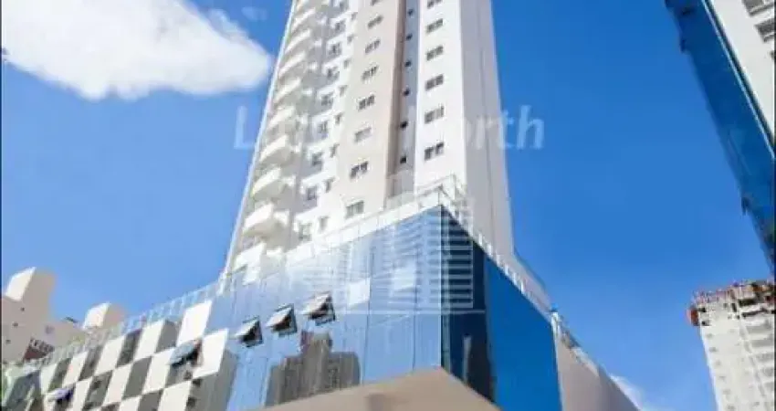 Apartamento a venda no centro de Balneário Camboriú.