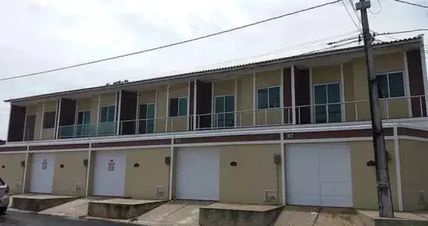 Linda Casa Duplex no Passaré – Compacta, Funcional e Bem Localizada!