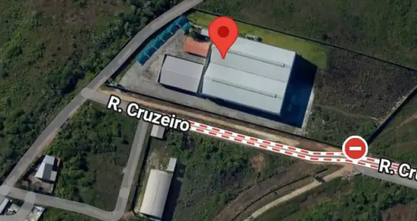 Barracão / Galpão / Depósito com 5 salas para alugar no Ancuri