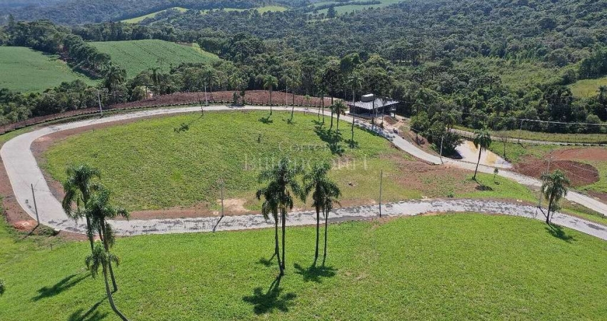 Terreno em condomínio fechado à venda no Lageado, Campo Alegre 