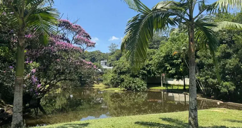 Casa em condomínio