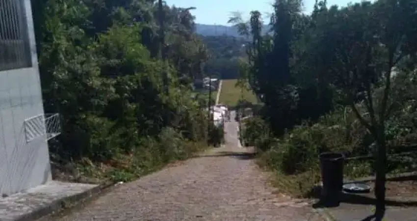 Terreno à venda no Sul do Rio, Santo Amaro da Imperatriz 