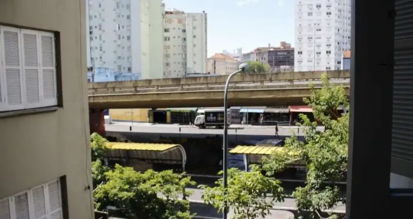 Apartamento com 1 dormitório para alugar, 50 m² por r$ 1.400,47/mês - centro histórico - porto alegre/rs