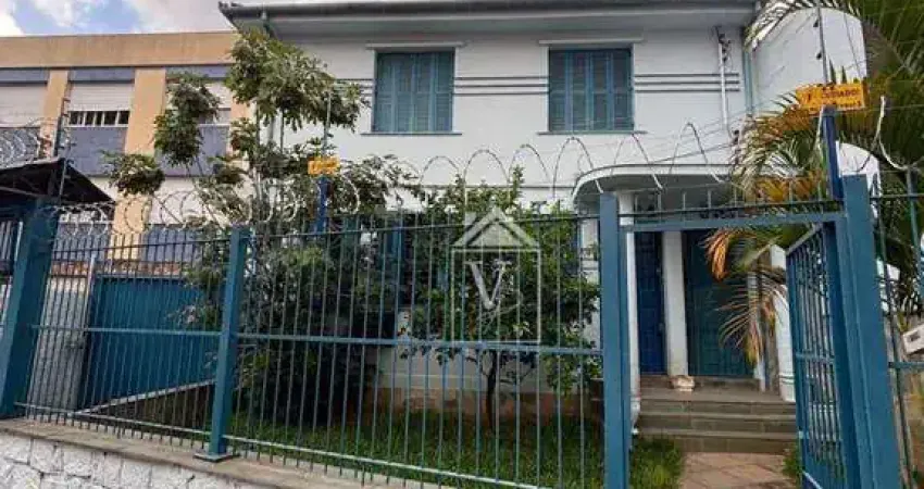 Casa com 2 dormitórios para alugar, 430 m² por R$ 7.872,00/mês - Floresta - Porto Alegre/RS