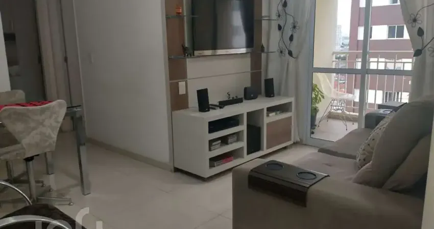 Apartamento à venda em Cambuci com 64 m², 2 quarto
