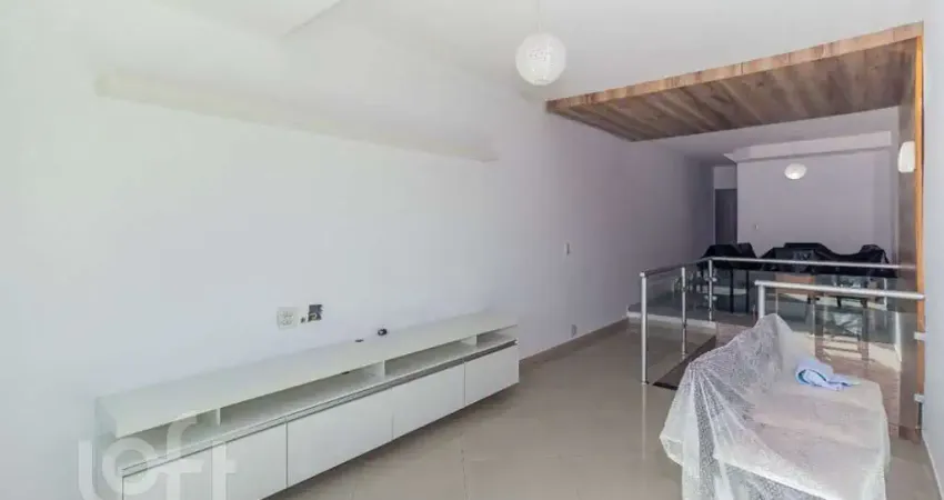Casa à venda em Vila Matilde com 100 m², 3 quartos