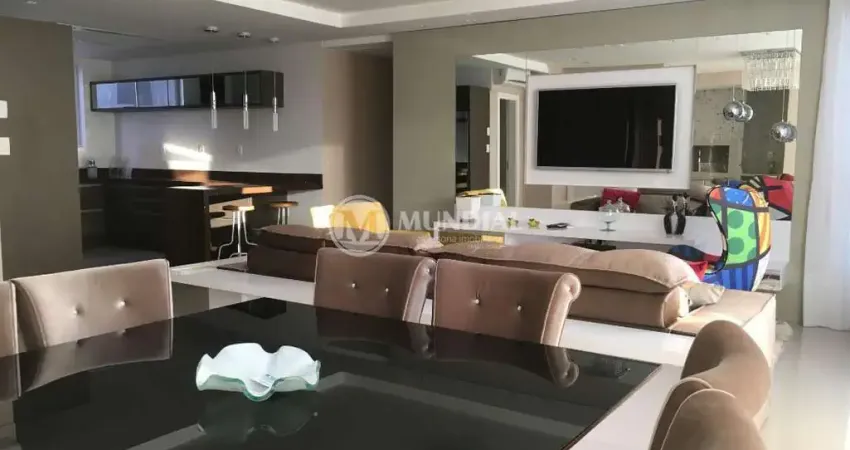 Apartamento com 3 quartos para alugar na Rua 3600, 133, Centro, Balneário Camboriú