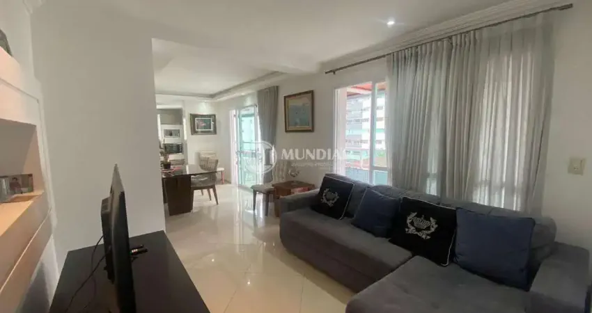 Sacada ampla com churrasqueria, proximo do mar, centro, balneário camboriú - sc