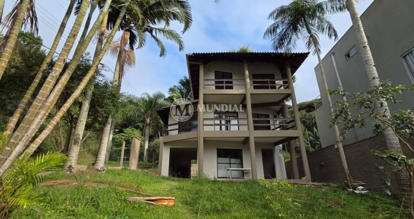 Linda casa pra locaÇÃo anual na praia do estaleiro, Praia do Estaleirinho, Balneário Camboriú - SC
