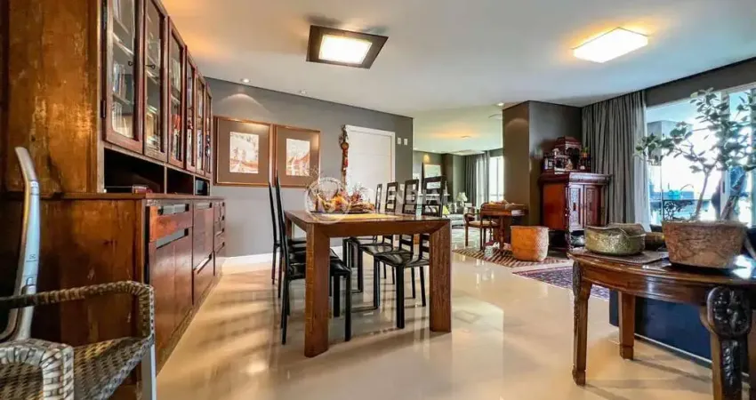 Apartamento finamente mobiliado na quadra do mar, centro, balneário camboriú - sc