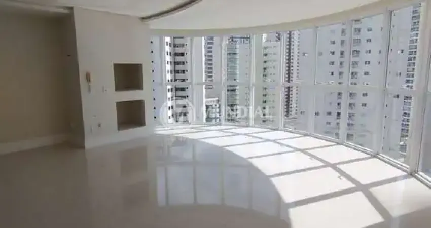 Apartamento na quadra do mar novo, centro, balneário camboriú - sc