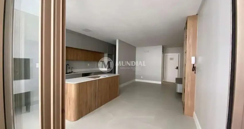 Amplo apartamento na praia brava proximo do mar, praia brava, itajaí - sc