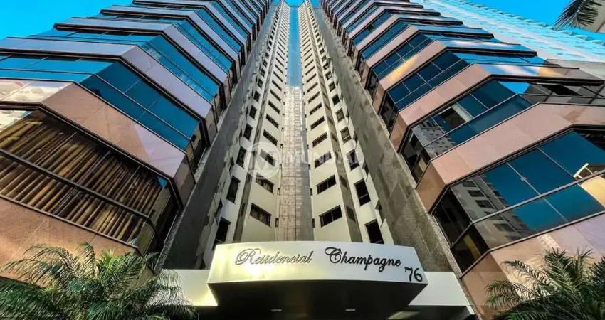 Apartamento com 3 quartos à venda na Rua 2100, 76, Centro, Balneário Camboriú