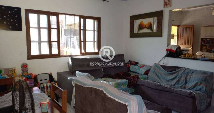 Linda Casa à Venda no Jardim Coronel, Itanhaém - 3 Dormitórios, Garagem e Quintal!