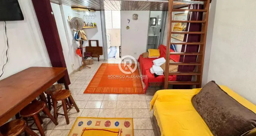 Apartamento à venda com 1 dormitório de frente para o mar