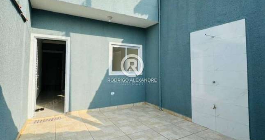 Venda Sobrado 2 Dormitórios com Quartos Amplos em Jardim Praia Grande - R$ 289.000