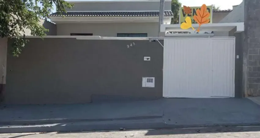 Casa para Venda em Bragança Paulista, JARDIM SÃO CRISTOVÃO, 2 dormitórios, 1 banheiro, 2 vagas