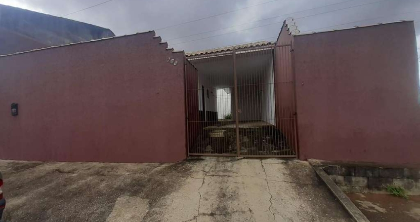 Casa para Venda em Bragança Paulista, Recanto Elisabeth, 2 dormitórios, 1 banheiro, 3 vagas