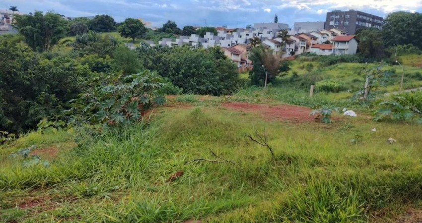 Terreno para Venda em Bragança Paulista, Residencial Villagio de Sant` Angelo
