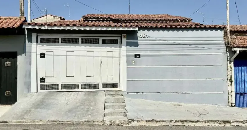 Casa para Venda em Bragança Paulista, Vila Bernadete, 3 dormitórios, 1 suíte, 2 vagas
