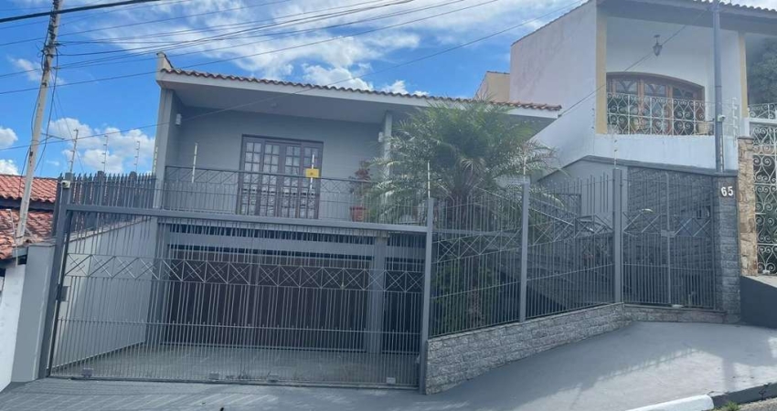 Casa para Venda em Bragança Paulista, Jardim Europa, 3 dormitórios, 1 suíte, 2 banheiros, 4 vagas