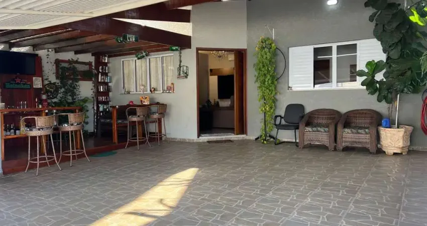 Casa para Venda em Bragança Paulista, Jardim Vista Alegre, 3 dormitórios, 1 suíte, 2 banheiros, 2 vagas