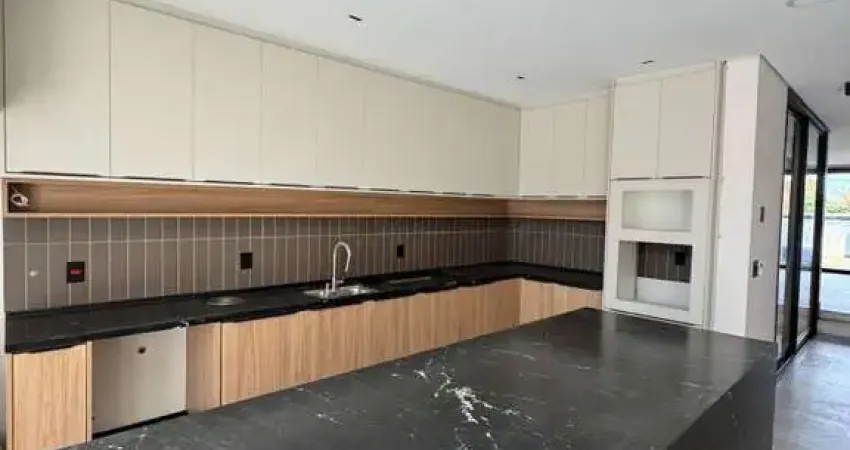 Casa para Venda em Bragança Paulista, Vila Aparecida, 3 dormitórios, 1 suíte, 2 banheiros, 2 vagas