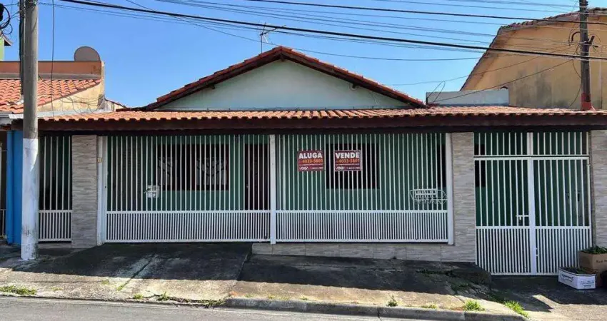 Casa à venda em Bragança Paulista, Vila Mota, com 4 quartos, com 230 m²