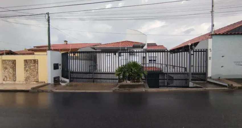 Casa à venda em Bragança Paulista, Residencial das Ilhas, com 3 quartos, com 160 m²
