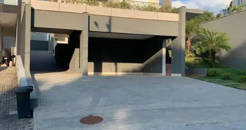 Casa à venda em Bragança Paulista, Condomínio Residencial Fazenda Santa Helena, com 3 suítes