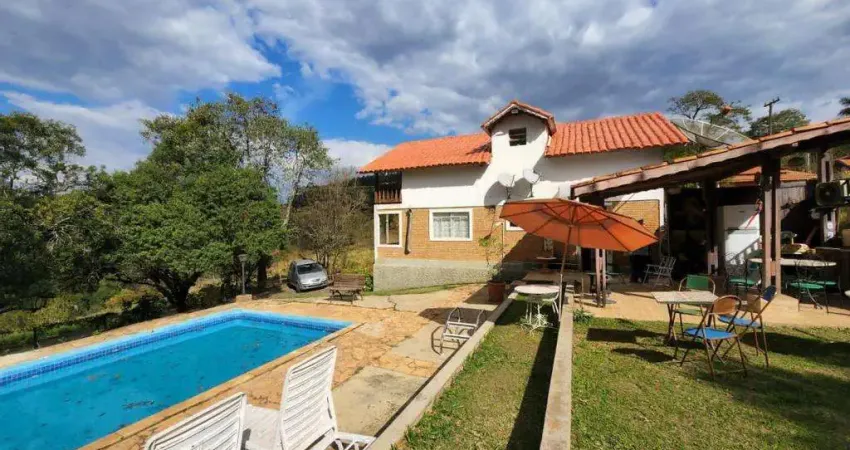 Chácara à venda em Bragança Paulista, Mãe dos Homens, com 3 quartos, com 1000 m²