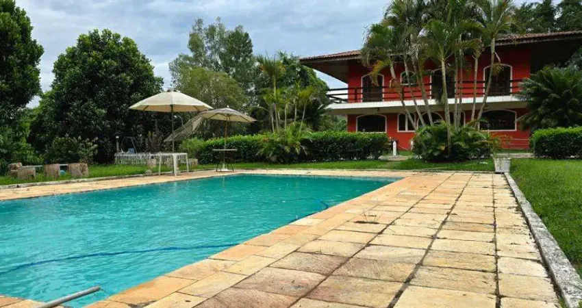 Chácara à venda em Bragança Paulista, Bairro do Agudo, com 7 quartos, com 20000 m²