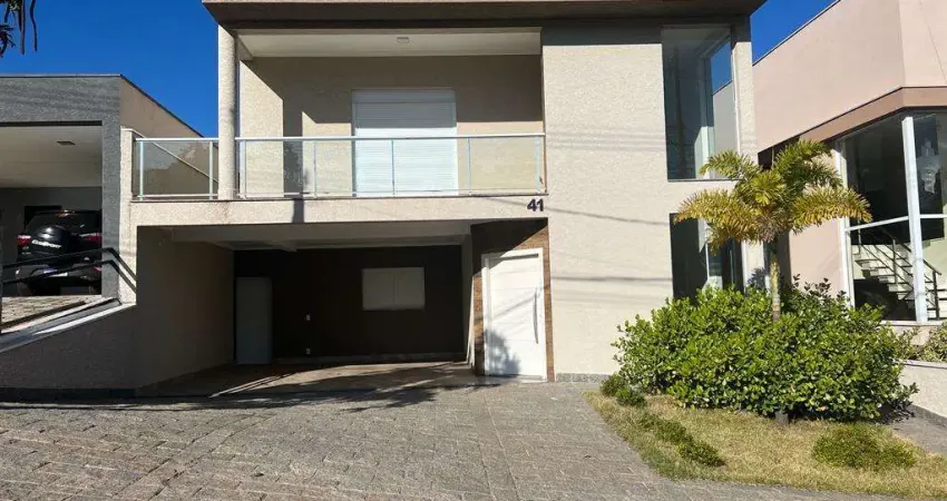 Casa à venda em Bragança Paulista, Condominio Vale das Águas, com 4 suítes, com 300 m²