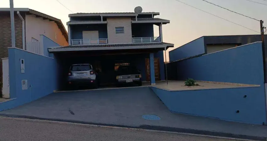 Casa à venda em bragança paulista, condomínio portal da serra, com 3 quartos