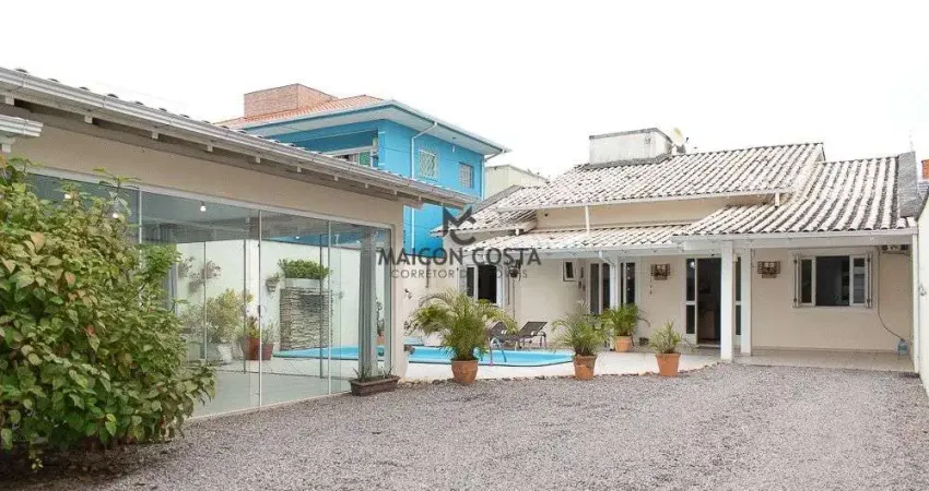 LINDA CASA/PACHECO PALHOÇA