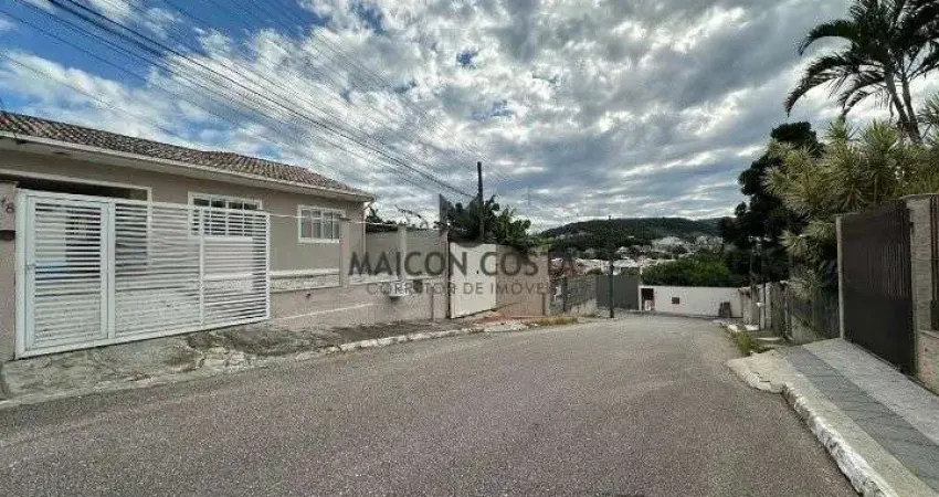 Casa com 2 quartos à venda no Forquilhas, São José 