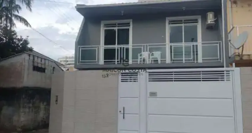 Casa com 3 quartos à venda no Abraão, Florianópolis 
