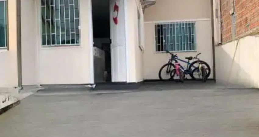 Casa com 2 quartos à venda na Rua Edgar Scheidt, 142, Bela Vista, Palhoça